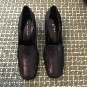 NWOT STUDIO SPIGA Black Pumps